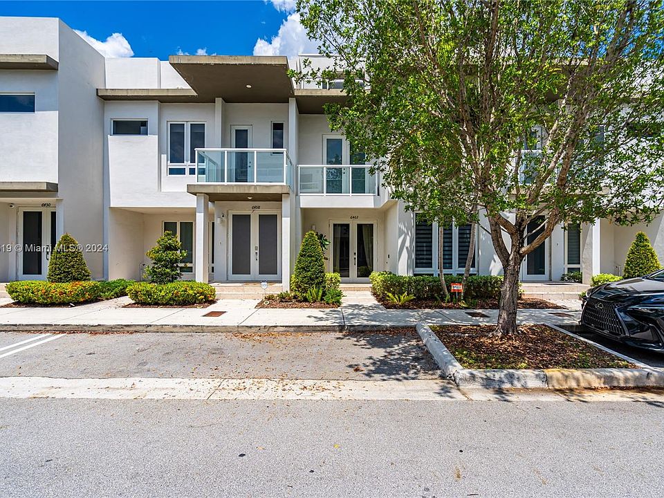 1st image of 6462 NW 103rd Psge