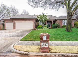 2640 Ashebriar Ln, Edmond, OK 73034