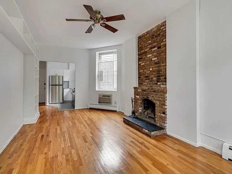 518 E 11th St #5B — Photo 3
