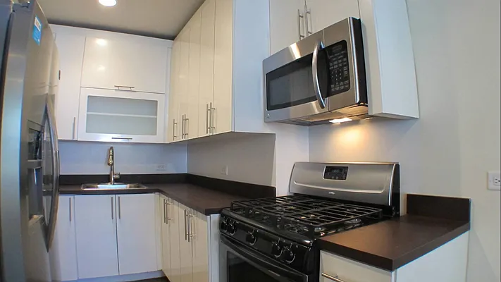 Rented by Keller Williams NYC | media 8