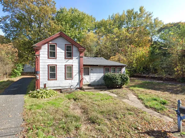 140 South Water Street, East Windsor, CT 06088