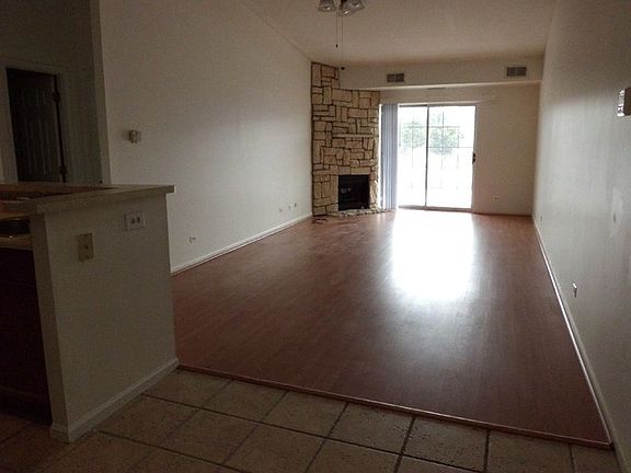 2nd image of 724 N Gary Ave Unit 205