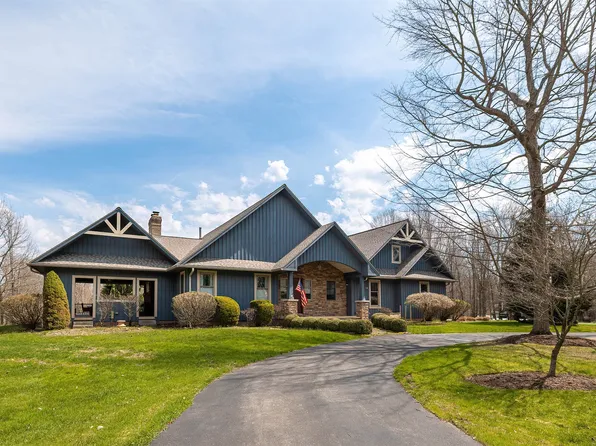 9214 Tannery Rd, Girard, PA 16417