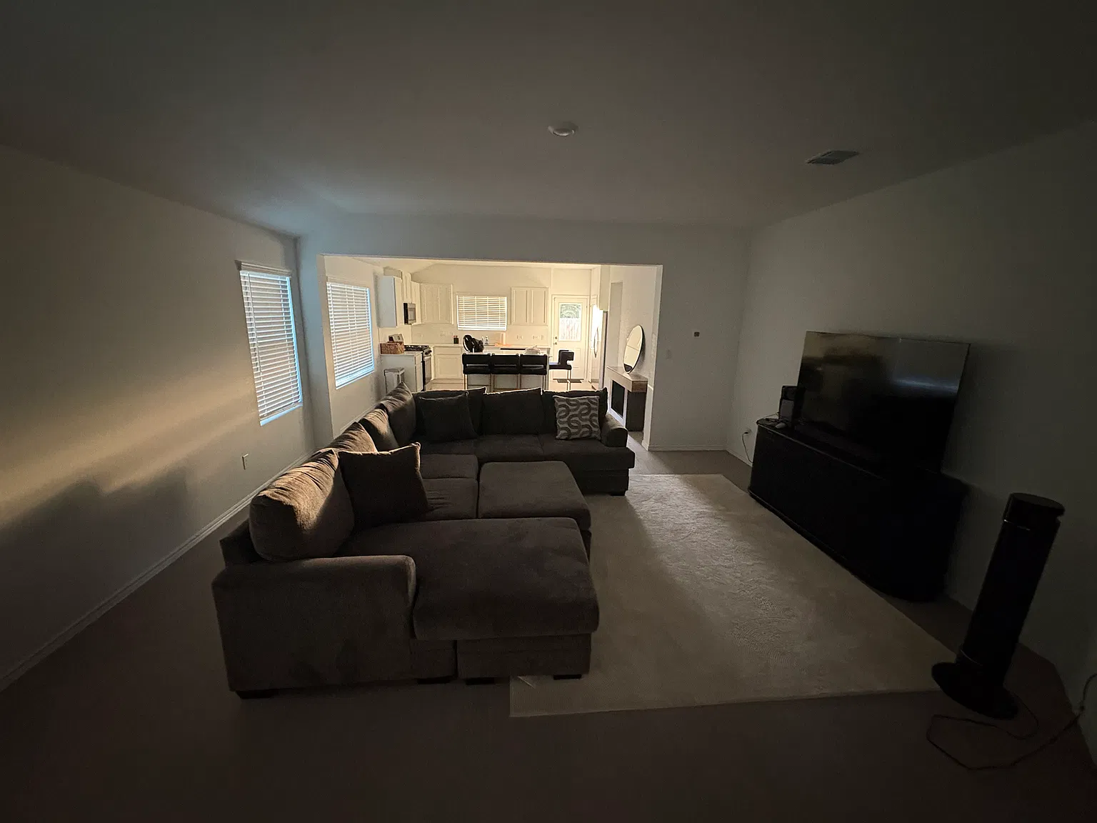 4 bed, 1815 sqft, $2,250 — Photo 4