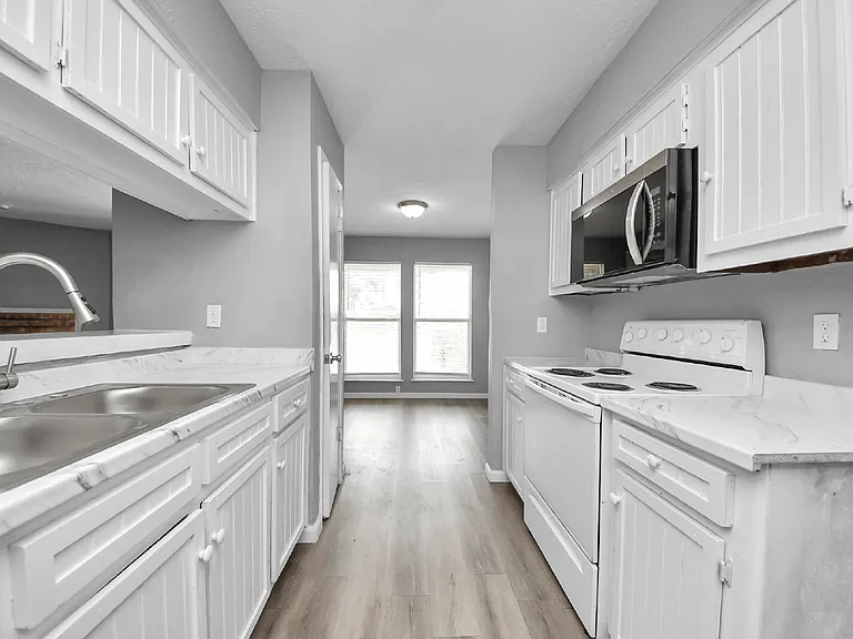 13603 Ravensway Dr #A — Photo 9