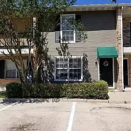 4624 Parkoaks Dr #12 — Photo 3