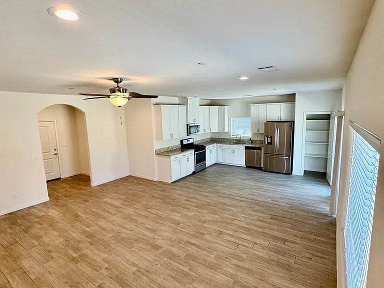 3924 Majorca Ct — Photo 4