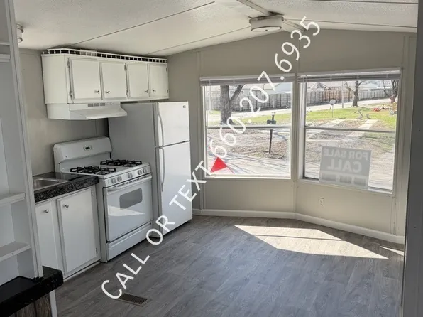 913 N Taylorville Blvd, Taylorville, IL