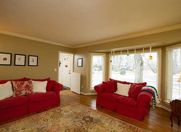 4th image of 2626 W Rockridge Cir