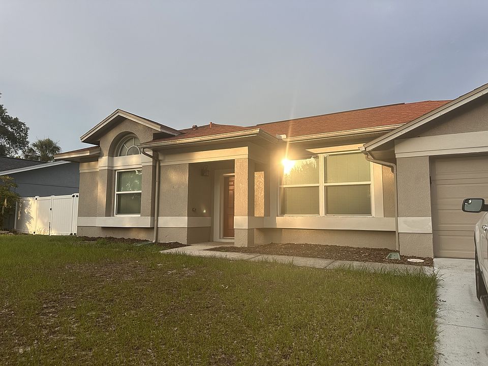 1st image of 1913 Alafia Oaks Dr