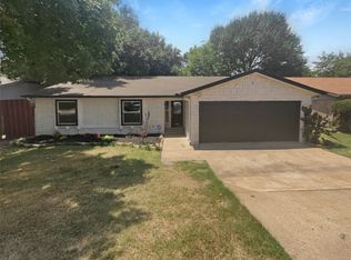 5318 Vermillion Trl, Arlington, TX 76017
