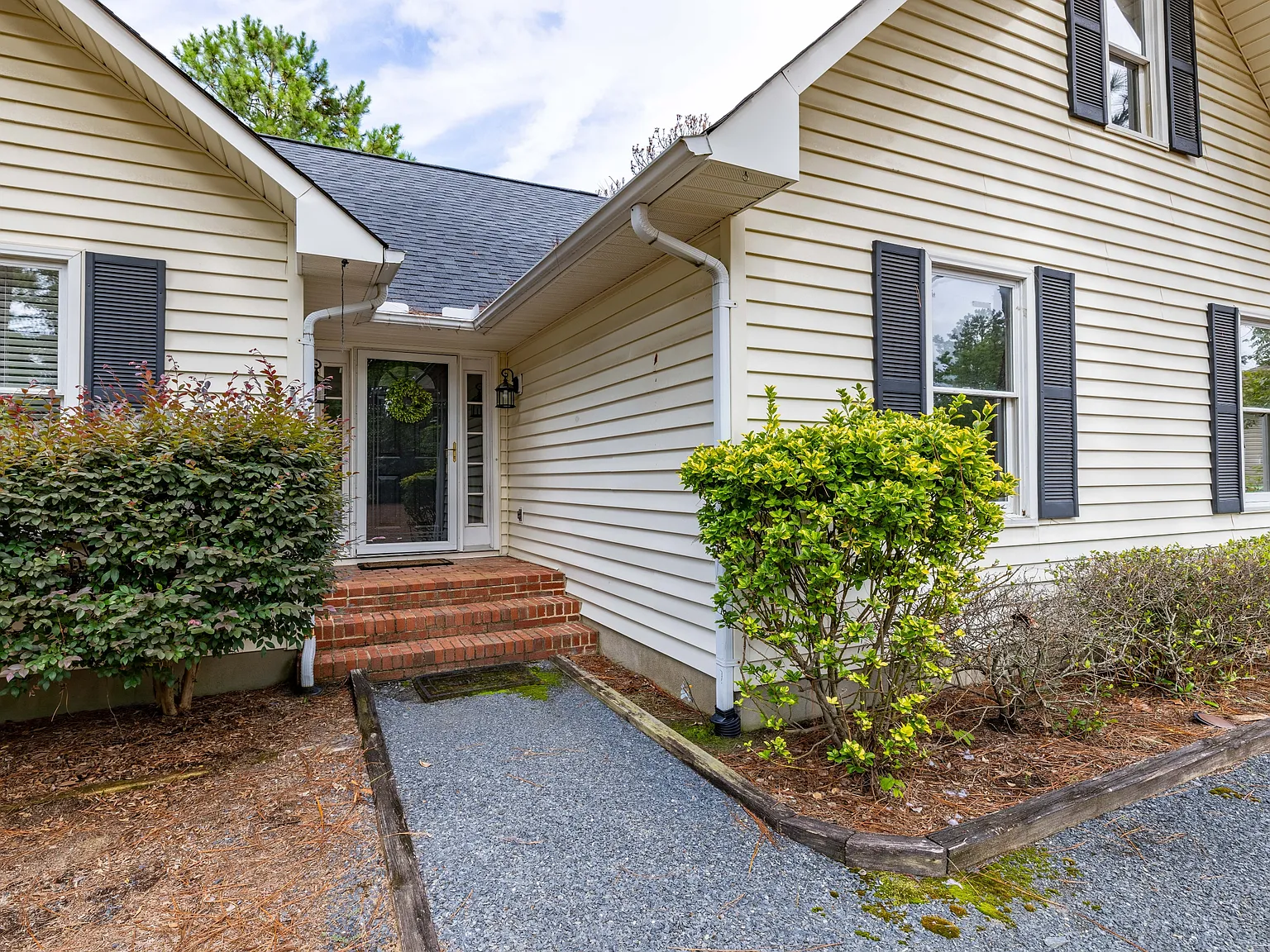 102 Seminole Court - 1 — Photo 4