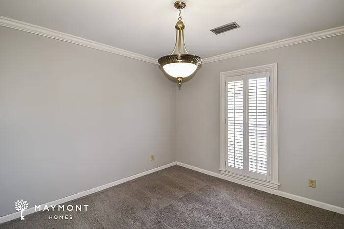 4 bed, 2.0 bath, 1978 sqft, $1,645 — Photo 4