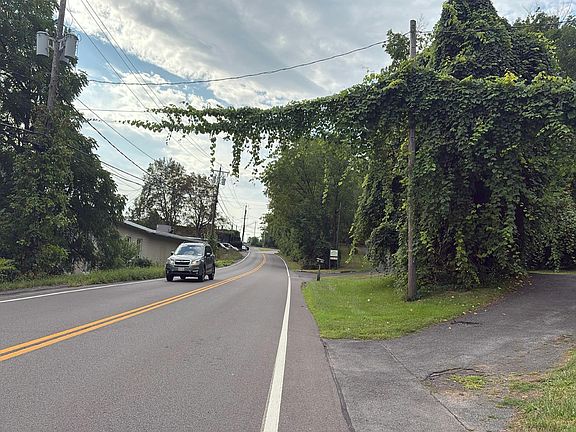 4th image of 5595 Thompson Rd