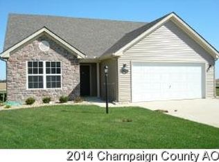 402 Lauterbur Ln, Champaign, IL 61822