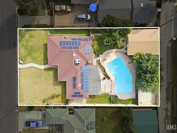 3rd image of 6619 Desmond Ct