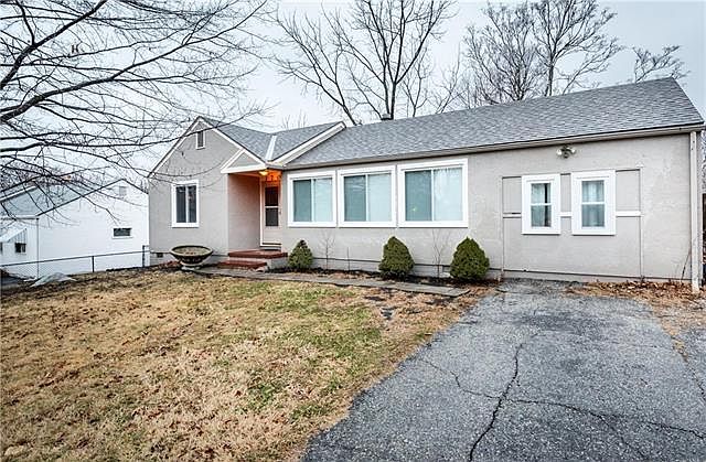1st image of 3708 Shawnee Dr