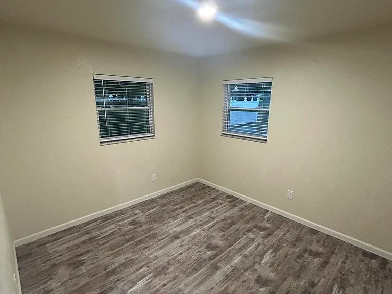 101 Lagrange Ave #101 — Photo 18