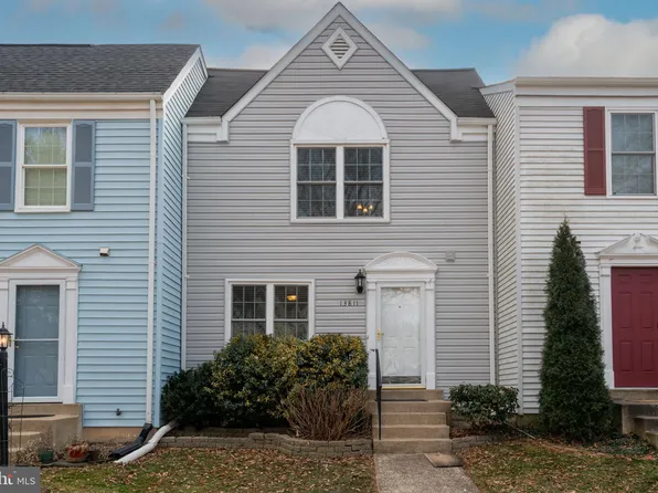 13811 Laura Ratcliff Ct, Centreville, VA 20121