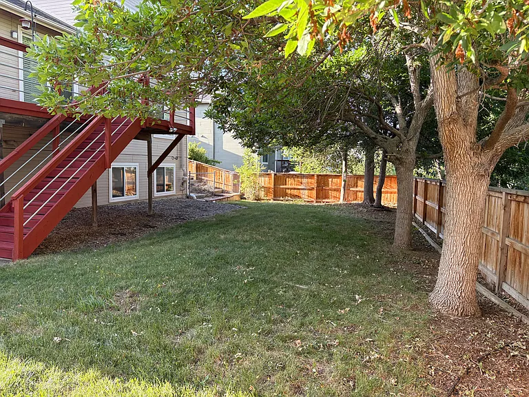 9252 Crestmore Way — Photo 5