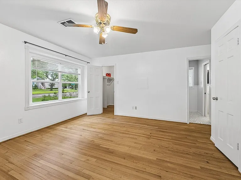 5242 Beechnut St — Photo 22