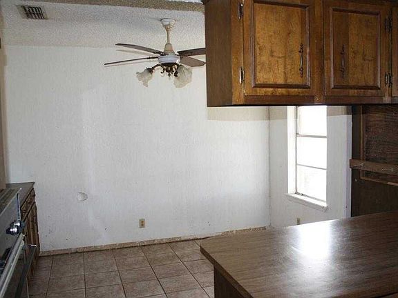 5th image of 4513 County Road 2271