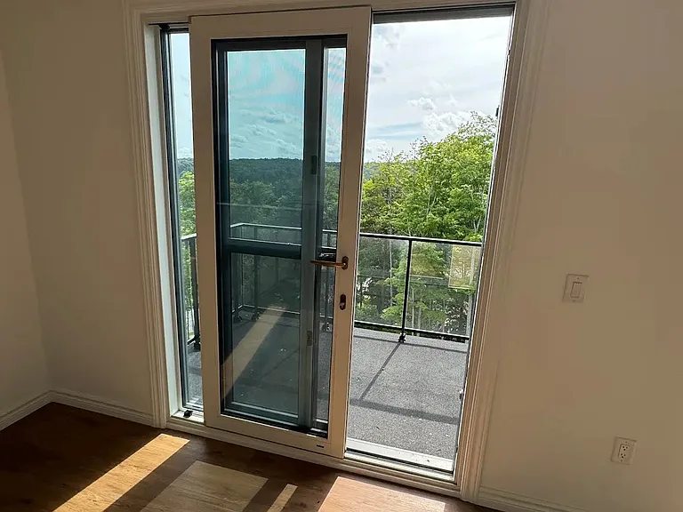 12 Suncrest Ln #207 — Photo 7