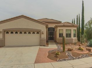 22 N Via Del Clavelito, Green Valley, AZ 85614