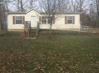60 Browns Point Dr, Moneta, VA 24121