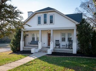 1304 Porter Rd, Nashville, TN 37206