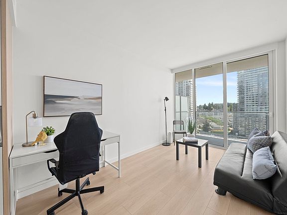 5th image of 567 Clarke Rd #1307