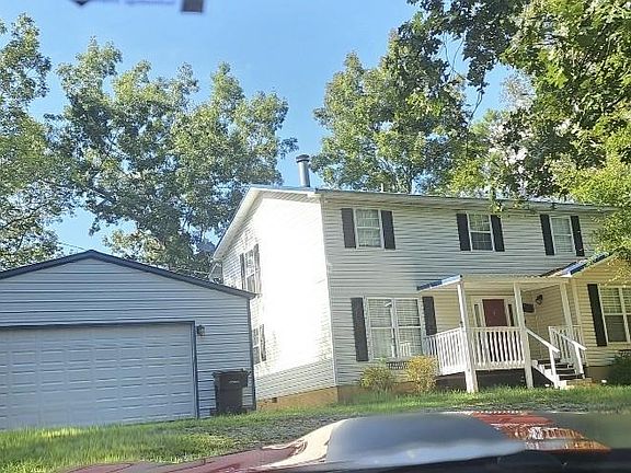2nd image of 1605 Broken Arrow Creek Rd