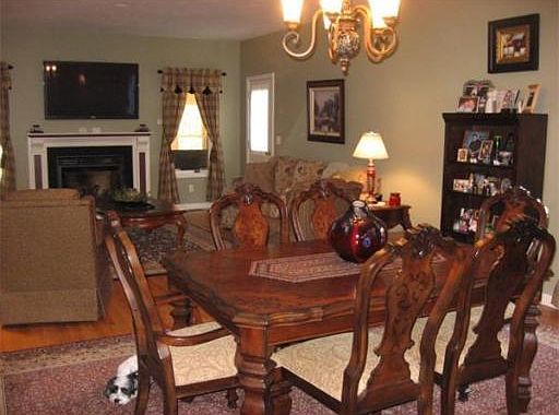 4th image of 56 Bentwood Dr