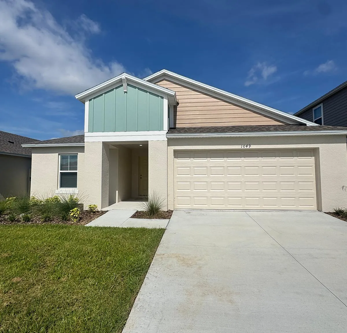 4 bed, 1850 sqft, $2,600 — Photo 1