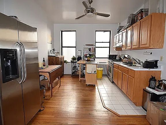 3rd image of 193 Avenue C APT 3