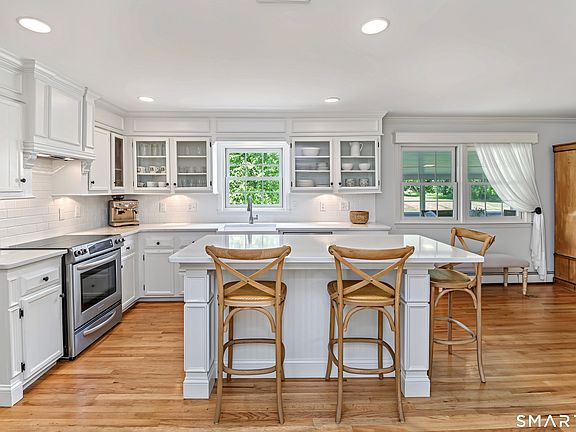 5th image of 23 Briar Ridge Road