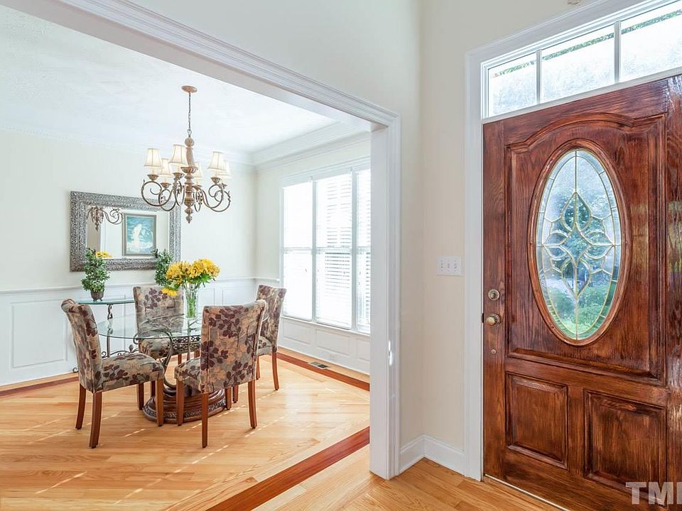 1st image of 3513 Sparrowwood Dr
