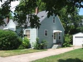 908 6th Ave N, Moorhead, MN 56560