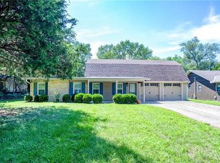 2015 Learnard Ave, Lawrence, KS 66046