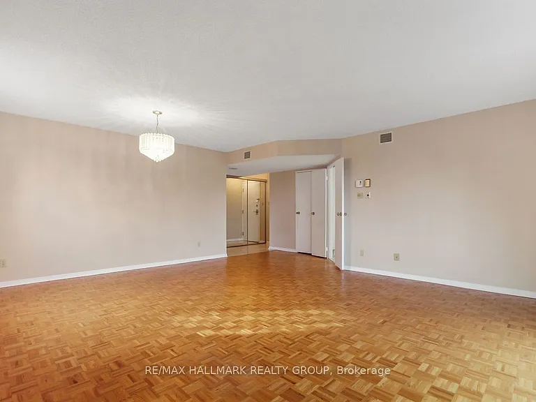 1705 Playfair Dr #212 — Photo 9