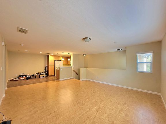 5th image of 403 Blossom Rock Ln