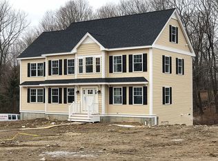 2 Palmer Ln, Georgetown, MA 01833