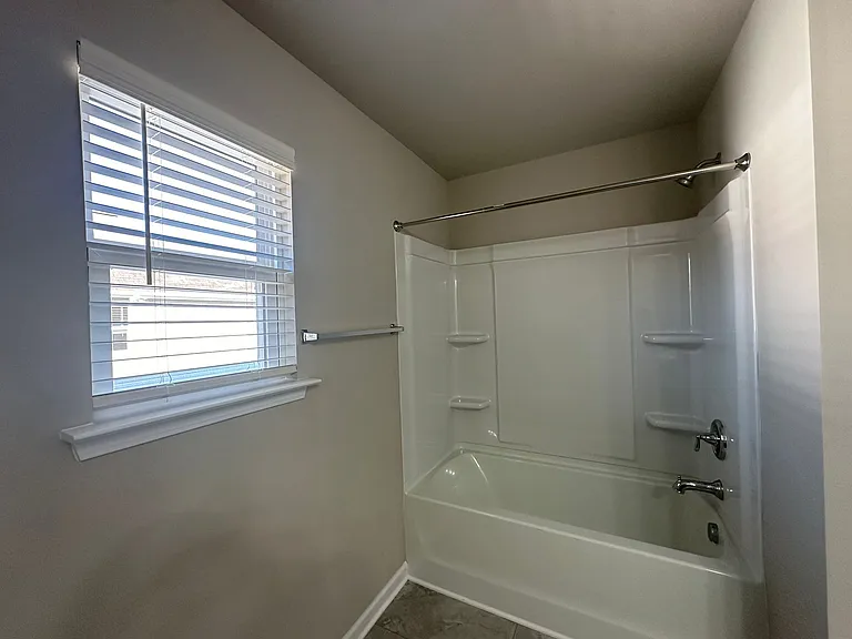 9050 Stoney Waters Ct — Photo 12