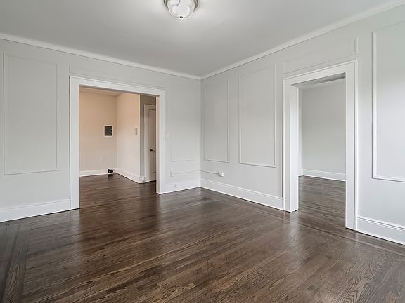 4th image of 539 Joralemon St APT 10