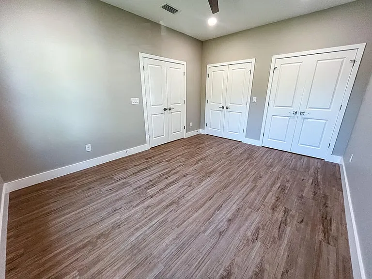 2885 Leahs Ln — Photo 10
