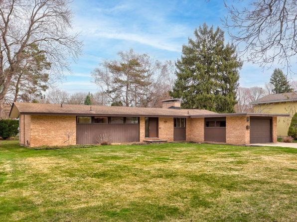 2005 Jenkins Dr, Midland, MI 48642