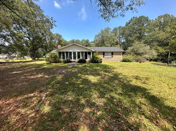 1761 Stella Lockard Rd, Cordova, AL 35550