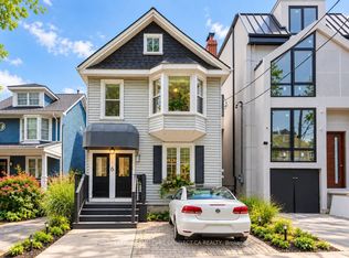 6 AA Wheeler Ave, Toronto, ON M4L3V2