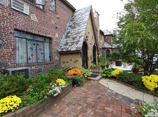 4566 193rd St, Flushing, NY 11358