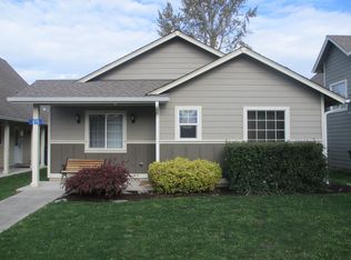 835 E Victoria Ave, Burlington, WA 98233